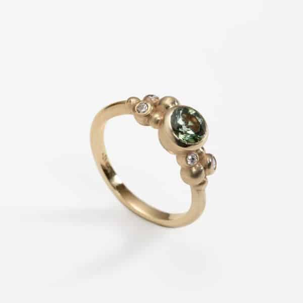 Berry Yellow Gold Ring with Green Tourmaline and Diamonds